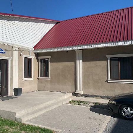 Karagandy Hostel Ekonom מראה חיצוני תמונה