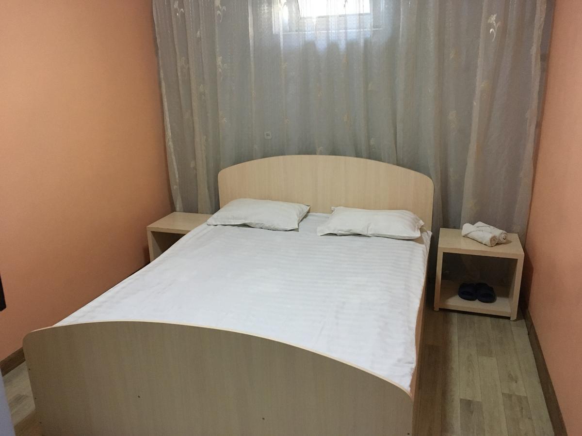 Karagandy Hostel Ekonom מראה חיצוני תמונה